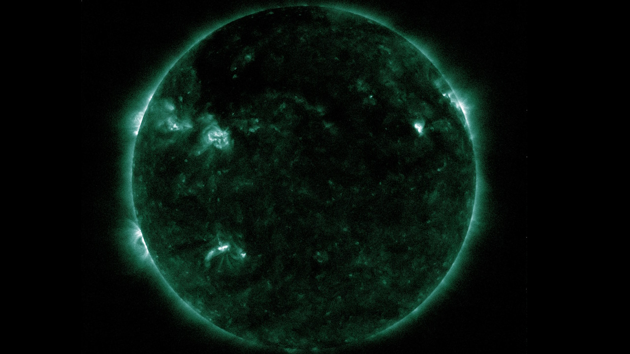 Збурення сонячної корони, які впливають на космічну погоду. NASA / SDO, AIA, EVE, and HMI science teams