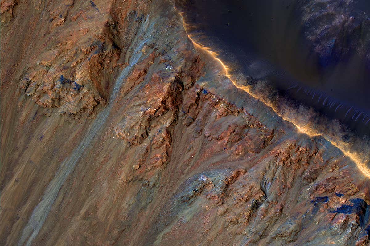 NASA/JPL/University of Arizona