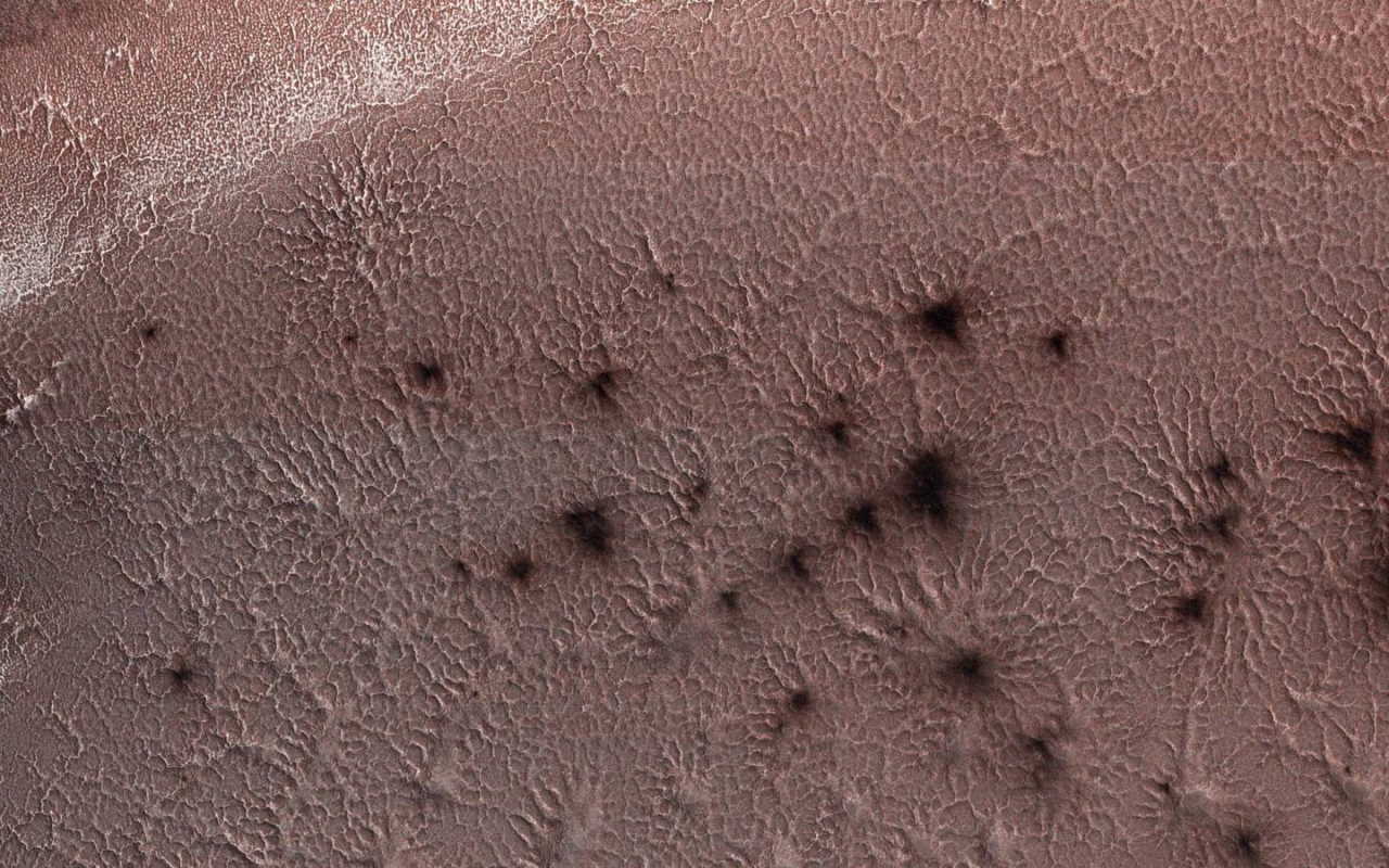 «Павуки» на поверхні Марса. NASA
