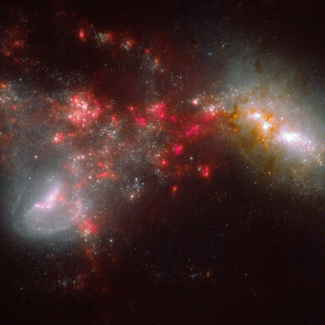 NASA / ESA / CSA / STScI. / R. Colombari