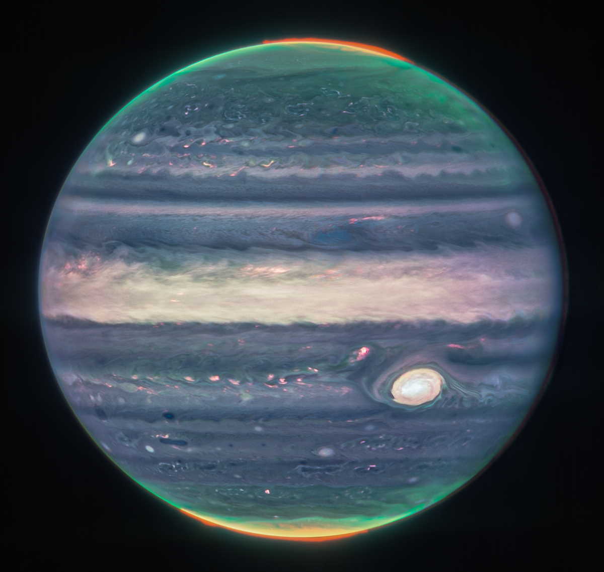 Композитне зображення Юпітера, складене зі знімків камери NIRCam у трьох фільтрах. NASA, ESA, CSA, Jupiter ERS Team; image processing by Judy Schmidt