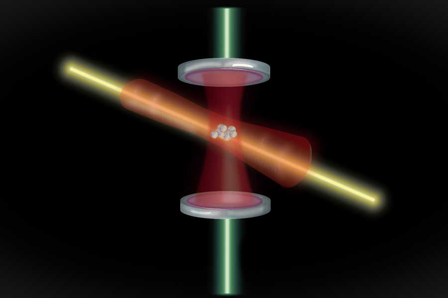 Атоми потрапляють в оптичну порожнину, складену двома дзеркалами. Коли через порожнину проходить лазер, що “стискає”, атоми заплутуються, а їх частота вимірюється другим лазером як платформа для більш точних атомних годинників / Nature, 2020