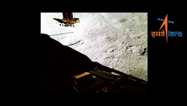 Відео їзди місяцехода, яке зняв модуль. ISRO / Twitter