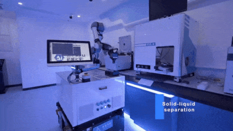 Робот працює зі зразками.&amp;nbsp;NPG Press / YouTube