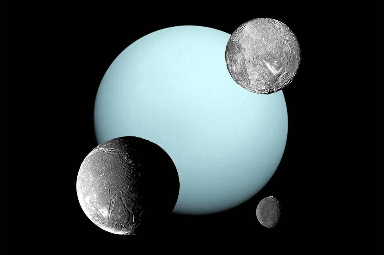 Художнє зображення Урана з його супутниками Умбрієлем, Мірандою і Арієль. NASA
