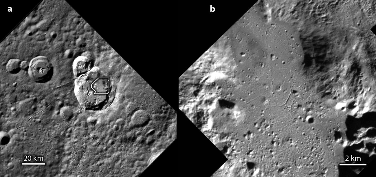 Валуни всередині безіменного ударного кратера діаметром близько 35 кілометрів. Mikhail A.Kreslavsky et al. / Icarus, 2021