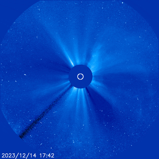 Викид корональної маси Сонця, зареєстрований обсерваторією&amp;nbsp;SOHO.&amp;nbsp;SOHO
