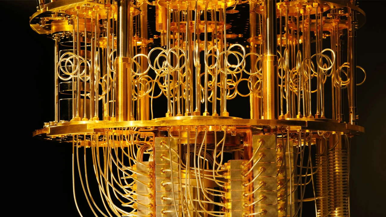 Частина установки квантового комп'ютера IBM, яка забезпечує охолодження для роботи Condor і Heron. IBM Quantum