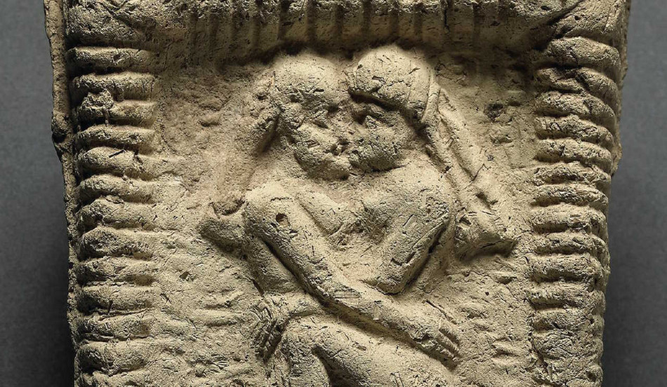 Перші згадки романтичних поцілунків датували 2500-ми роками до нашої ери