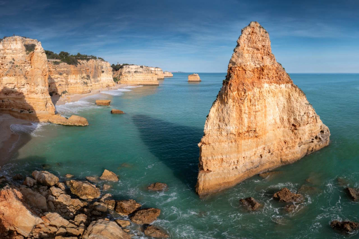 Природні монументи. Найкращі фотопейзажі конкурсу Drone Photo Awards 2025