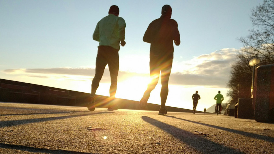 Ранкові тренування виявилися кориснішими для жайворонків, а вечірні — для сов